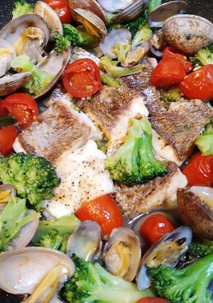 魚料理に困ったら③白身魚のアクアパッツァ-レシピのメイン写真