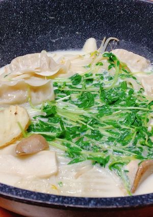 冷食で時短⭐︎簡単♡汁まで美味しい豆乳鍋-レシピのメイン写真