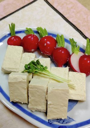 チーズのような塩麹豆腐とラディッシュ-レシピのメイン写真