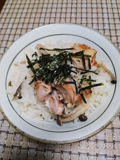 簡単!塩焼き鳥の炊き込みご飯-レシピのメイン写真