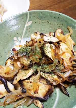 鶏手羽元としいたけのクミン炒め-レシピのメイン写真