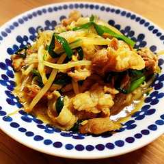 รูปของ 豚肉とニラもやしの中華炒め