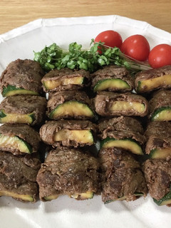 牛肉ズッキーニ巻き-レシピのメイン写真
