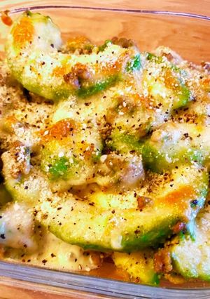 アボカドと豚ひき肉のチーズ焼き♪-レシピのメイン写真