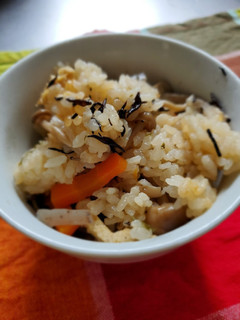 簡単しめじの炊き込みご飯-レシピのメイン写真