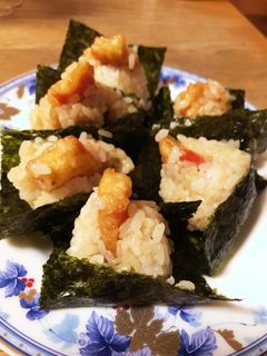 簡単!カニカマの天むす-レシピのメイン写真