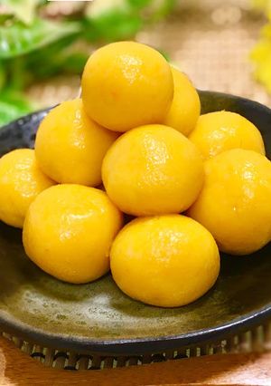 簡単☆かぼちゃと豆腐の月見団子-レシピのメイン写真