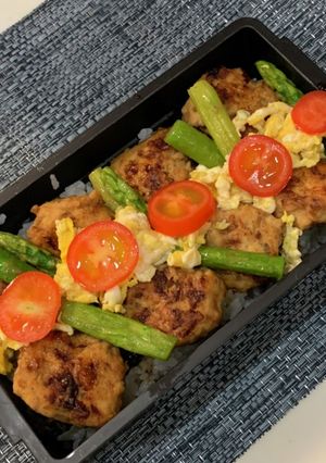 鶏つくねバーグ弁当　2020/10/02-レシピのメイン写真