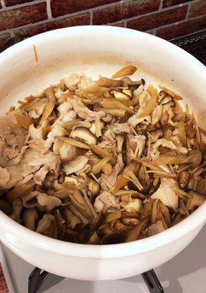 ごぼうときのこの豚丼-レシピのメイン写真