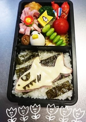 ☆デコ弁～シャーク☆-レシピのメイン写真