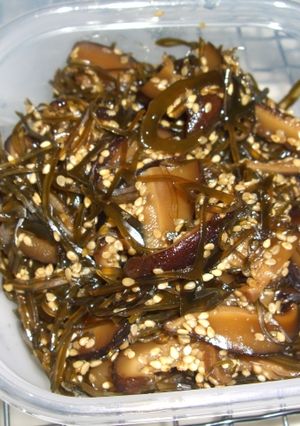 白いご飯に！干し椎茸と刻み昆布の佃煮風♪-レシピのメイン写真