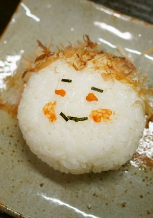 まん丸お顔のおにぎり-レシピのメイン写真