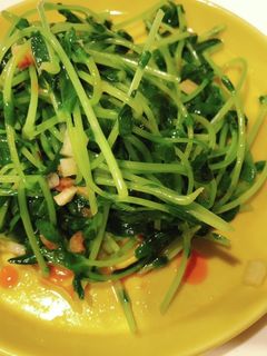 【安い!簡単!】豆苗のピリ辛炒め-レシピのメイン写真