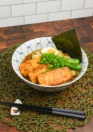 ベジタリアン醤油ラーメン豆腐ステーキのせ-レシピのメイン写真