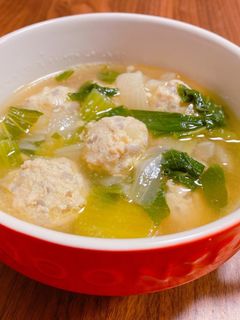 蓮根入り鶏団子とチンゲンサイのスープ-レシピのメイン写真