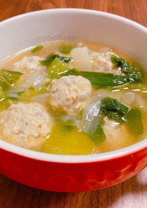 蓮根入り鶏団子とチンゲンサイのスープ-レシピのメイン写真