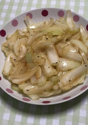 玉ねぎのハーブ炒め。:°ஐ..♡*-レシピのメイン写真
