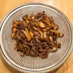 รูปของ 簡単！！秋の味覚♡きのこたっぷり牛肉炒め