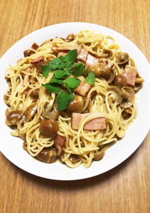 なめことベーコンの味噌クリームパスタ-レシピのメイン写真