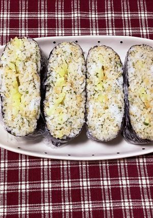 青のりと天かすのおにぎらず-レシピのメイン写真