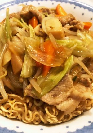 インスタントラーメンでかた焼きそば-レシピのメイン写真