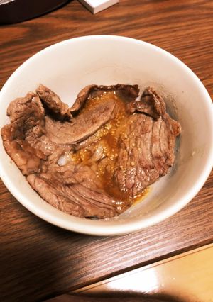 ニンニク香るステーキ丼-レシピのメイン写真
