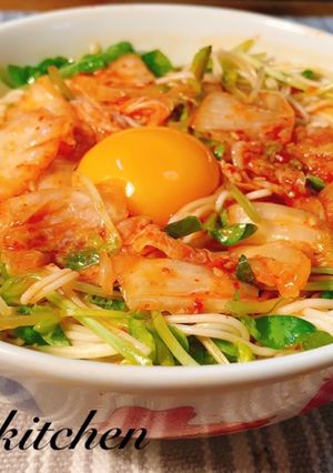 【簡単】豆苗とキムチの栄養◎旨辛素麺♡-レシピのメイン写真