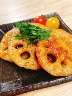 蓮根のステーキ♡めんつゆバターソース-レシピのメイン写真