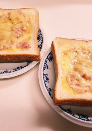 美味しい♪生ハムチーズはちみつトースト☆-レシピのメイン写真