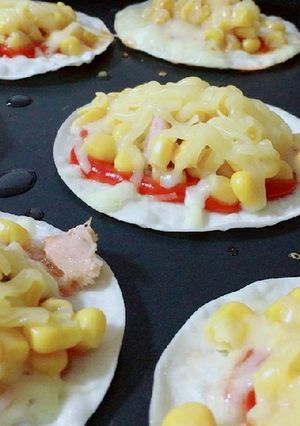 簡単✩餃子のかわ ミニ ピザ-レシピのメイン写真