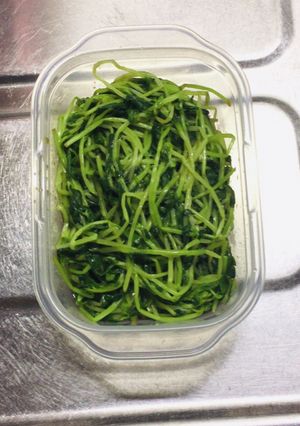 豆苗のからし醤油あえ-レシピのメイン写真