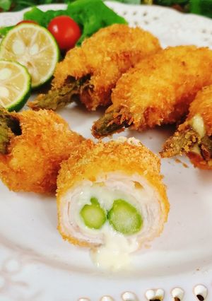 鶏むね肉deアスパラロールチキンカツ-レシピのメイン写真