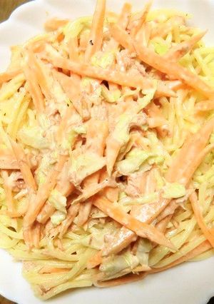 ニンジン・コンビーフ入り簡単スパサラダ-レシピのメイン写真