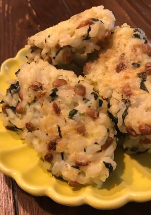 手づかみ離乳食♡卵と納豆の軟飯おやき-レシピのメイン写真