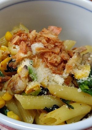 お昼は簡単に、ピリ辛ショートパスタ-レシピのメイン写真