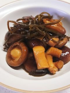 懐かしい味☆生椎茸と昆布の煮物-レシピのメイン写真
