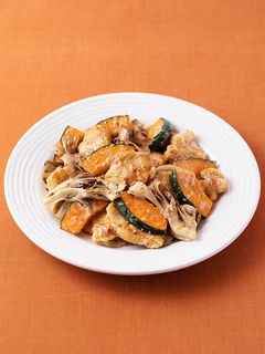 かぼちゃとまいたけと鶏肉の深煎りごま炒め-レシピのメイン写真
