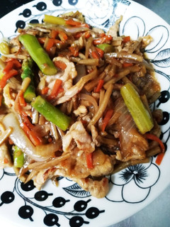 ごぼうとアスパラ、豚肉のオイスター煮-レシピのメイン写真