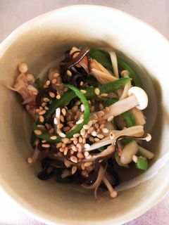 レンジで!エノキとピーマンの塩昆布和え-レシピのメイン写真