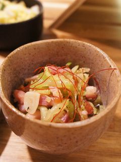 簡単おつまみ♪セロリとベーコンの中華炒め-レシピのメイン写真