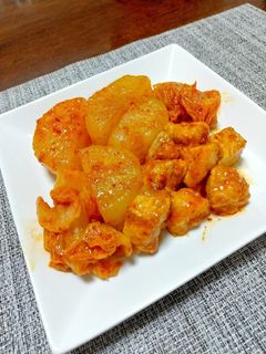 大根とキムチの煮物 (肉も入れて)-レシピのメイン写真