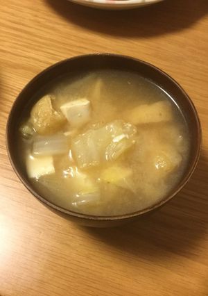 油揚げと白菜の豆腐味噌汁-レシピのメイン写真
