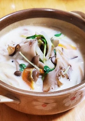 キノコのミルクチーズ スープ(豆腐入り)-レシピのメイン写真