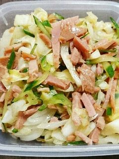 キャベツときゅうりと焼き豚のサラダ-レシピのメイン写真