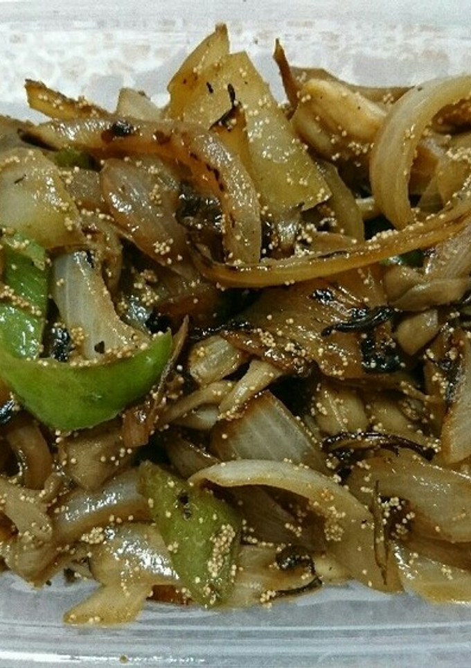 舞茸と玉ねぎのたらこバター醤油炒め-レシピのメイン写真