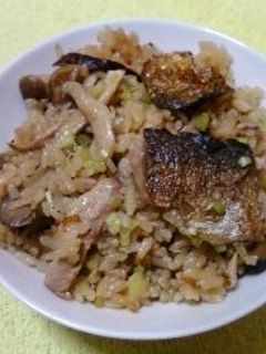 サンマとキノコの炊き込みご飯-レシピのメイン写真