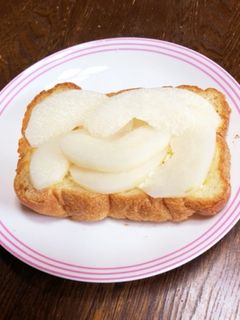 チョー簡単 梨トースト-レシピのメイン写真
