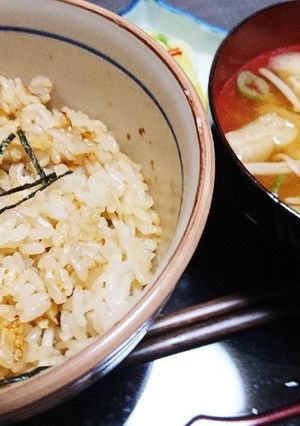 超簡単に味噌汁(ついでに炊き込みご飯)-レシピのメイン写真