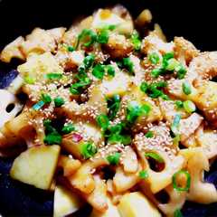 รูปของ さつまいも・蓮根・鶏肉の照り照り炒め