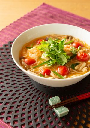 タイハーブとえびの旨味のトムヤムビーフン-レシピのメイン写真